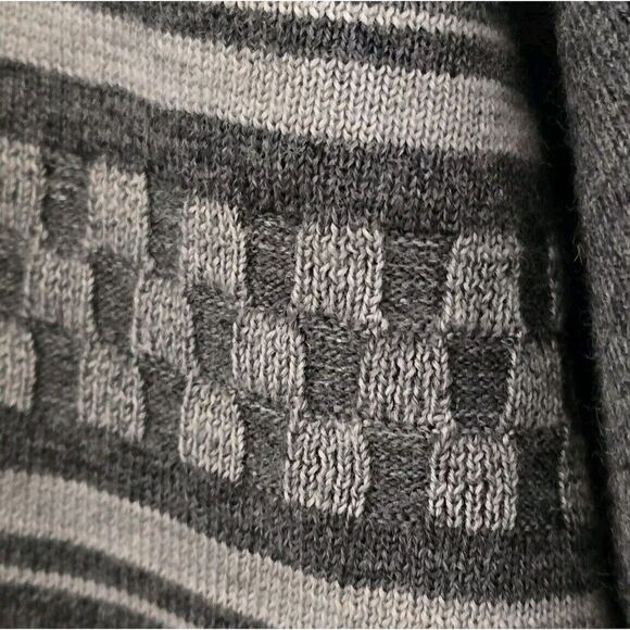 Vintage Fenghuang  Sweater Mens Size Medium Wool Gray Eclectic Grandpa - Picture 3 of 7